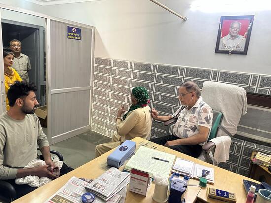 Dr. Sudesh Sharda Best general doctor in Meham